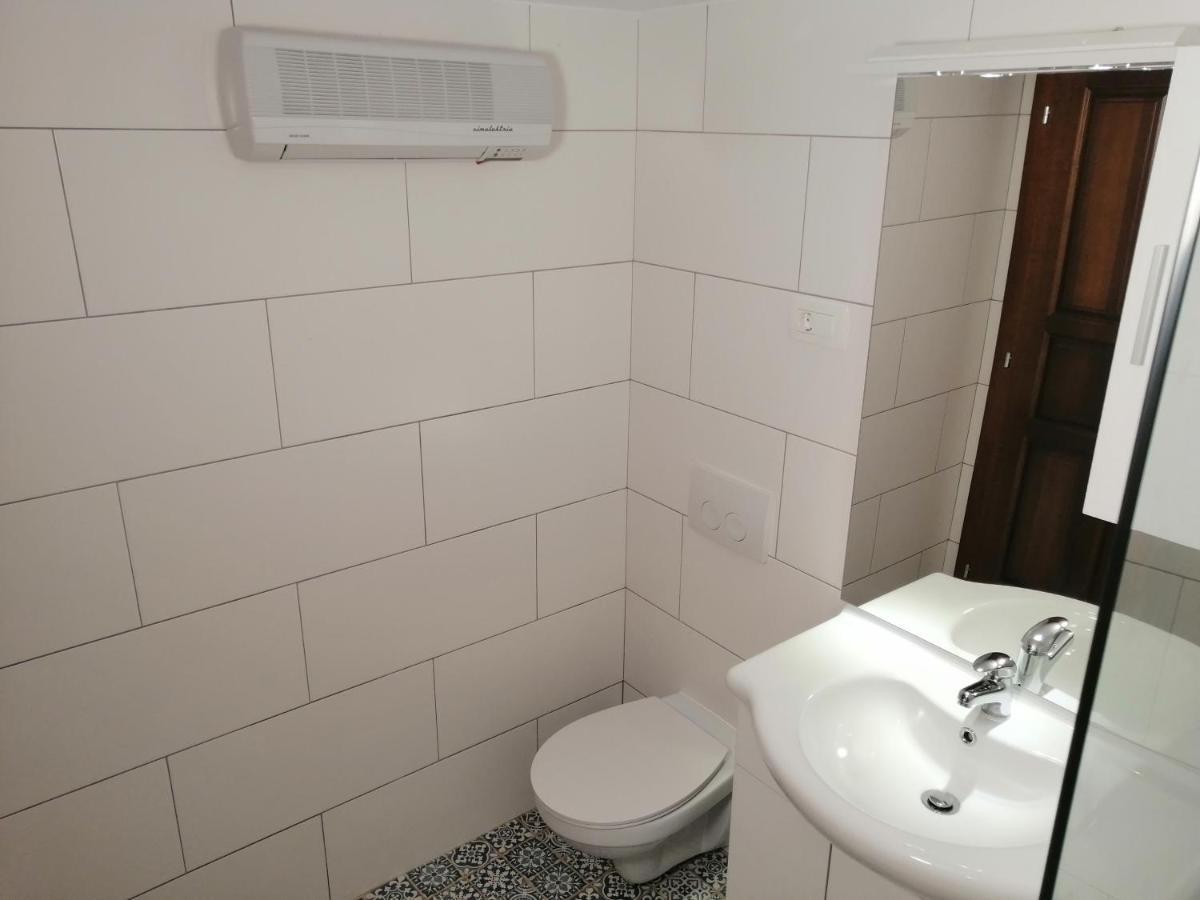 Erika Apartment Ngoại thất bức ảnh