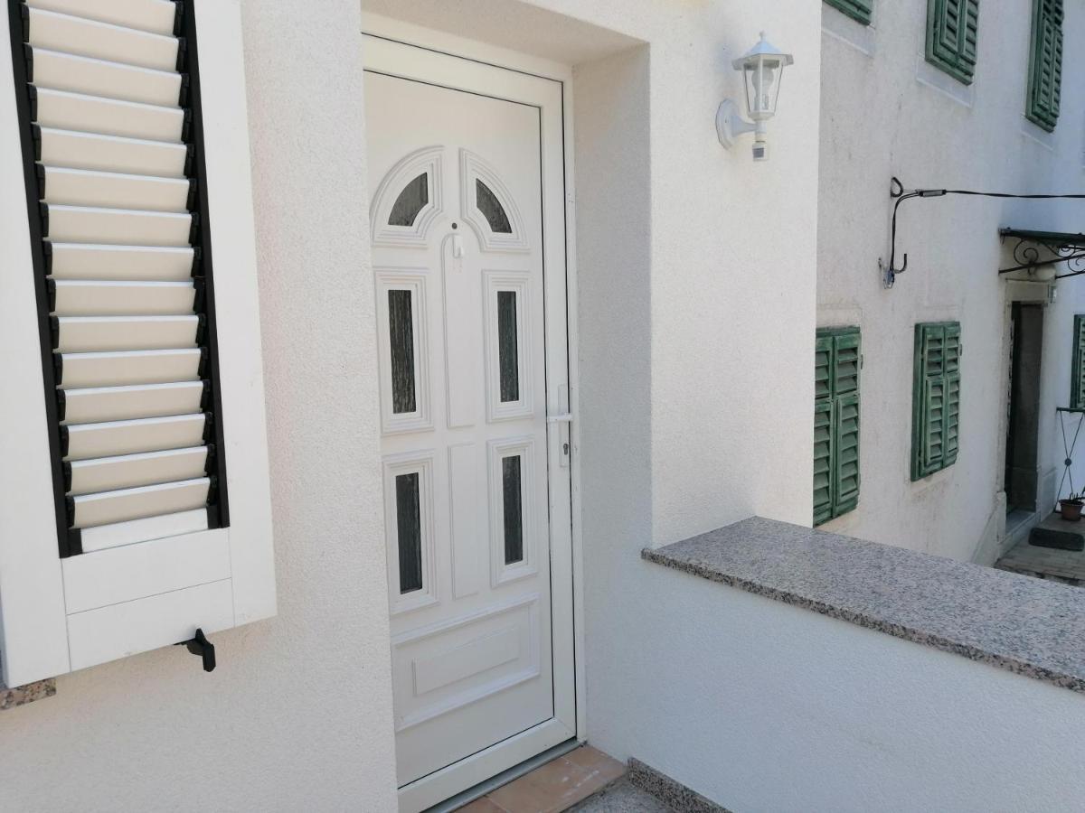 Erika Apartment Ngoại thất bức ảnh