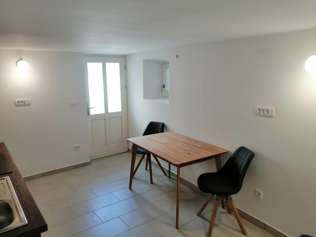 Erika Apartment Ngoại thất bức ảnh